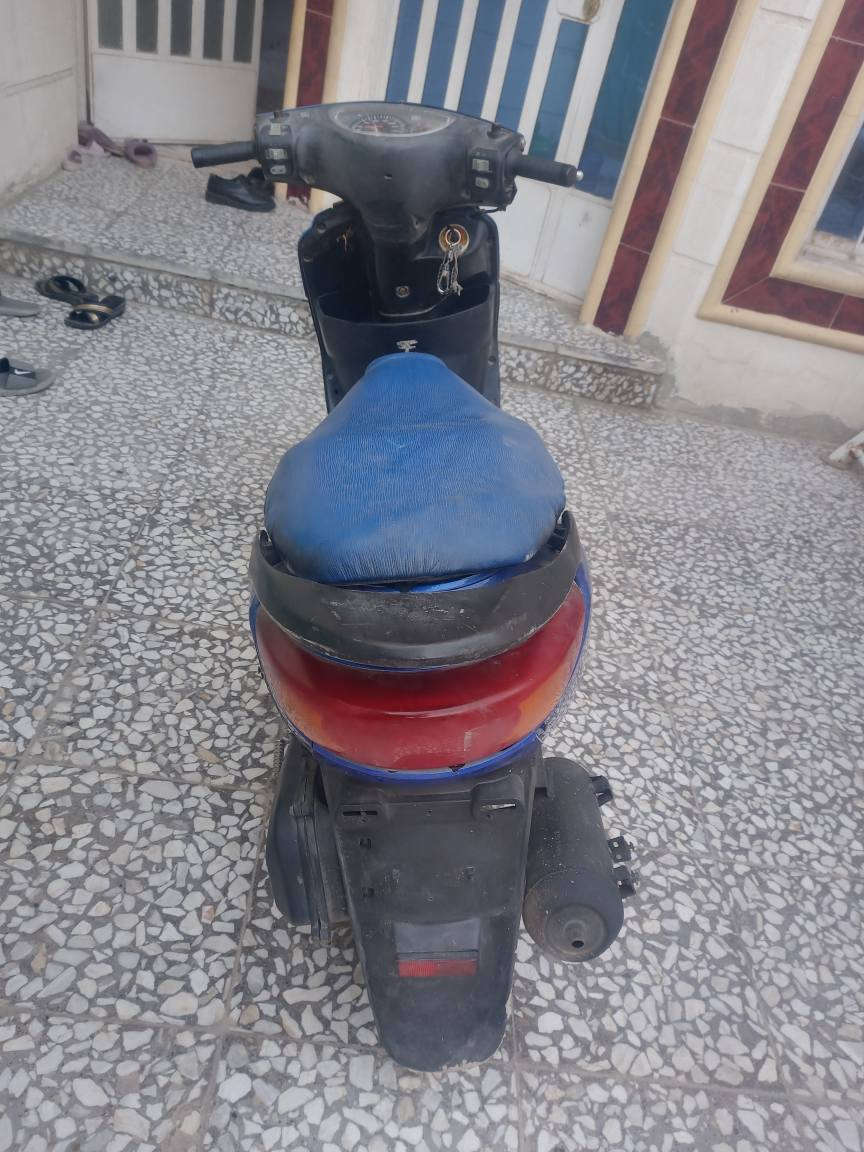 ابيع كووم حديد
السعر / 225 الف وبيها مجال
المكان / بغداد حي اور ام الكبر والغزلان شارع ضغط 
رقم هاتف ***********
