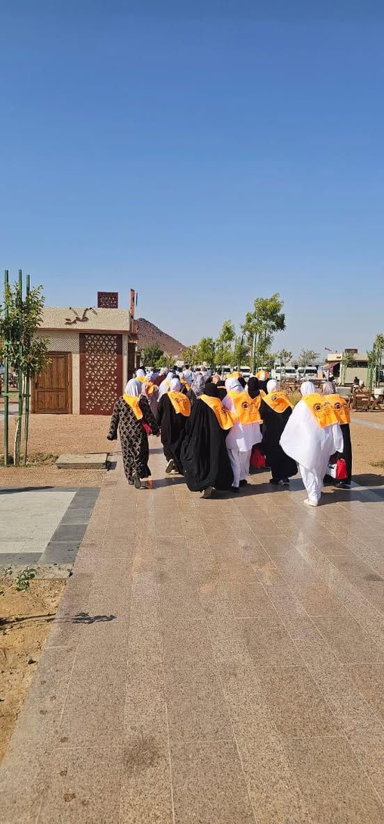 قافلة#الحاج_حسن_ذياب_احمد 
معتمرين  #مكتب_الحجي (رحلة محرم الحرام 🚌🚌 )  تهل بالاحرام من ميقات اهل المدينه أبيار علي متوجهين إلى المسجد الحرام🕋
 لاداء مناسك العمرة لبيك اللهم لبيك لبيك لا شريك لك لبيك ان الحمد والنعمة لك والملك لا شريك لك لبيك…
 
بادارة اخوكم وخادمكم
#الحاج_حسن_ذياب_احمد
————————————————
كونوا معنا في رحلتنا القادمة (جوا✈️ - برا 🚃)
بسعر مميز شامل كافـة الخدمات
 👈👈 بتاريخ 15_ 20 /7 / 2026
✅السكن في المدينه المنورة في المنطقه المركزية فندق (4 نجوم) 
✅السكن في مكة المكرمة فندق 4 نجوم قريب من الحرم
✅ وجبات طعام طيله فتره الاقامه  
✅جميع مزارات مكه المكرمه والمدينه المنورة.
✅ارشاد ومحاضرات دينيه ✅
————————————————
للحجز والاستفسار مراجعة المكتب أو مراسلتنا ع الواتس اب وتلكرام 
1️⃣ ديالى - المقدادية- حي المعلمين - مقابل الجامع 
***********- ***********☎️
