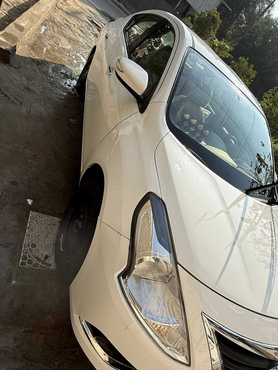 السلام عليكم
نيسان سني هندي 2025 كفاله عامه ماعده جاملغ مصبوغ عكس السايق فقط
للبيع رقم بعداد بأسمي كلشي جديد ..
مواصفات '
جام كهرباء
يدات نيكل
نحكم استيرن
شاشا بلادي
سبايد مضحة بل صوره شكد ماشيه سياره بعدهي زيرو غرفت سياره بجيس الشركه مملعوب بل كشنات،.
موقع السياره : بغداد شعله تفاصيل كثر تصل
رقم الهاتف : ***********
السعر :130 $ بيهة مجال حك الجيه
