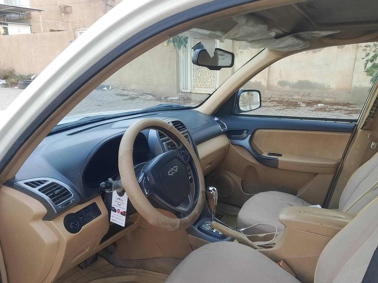 سلام عليكم سياره تيجو موديل 2013 السياره جاهزه كير محرك تبريد حداديه كفال سعر السياره 58 بها مجال بسيط العنوان كربلاء رقم الهاتف ***********
