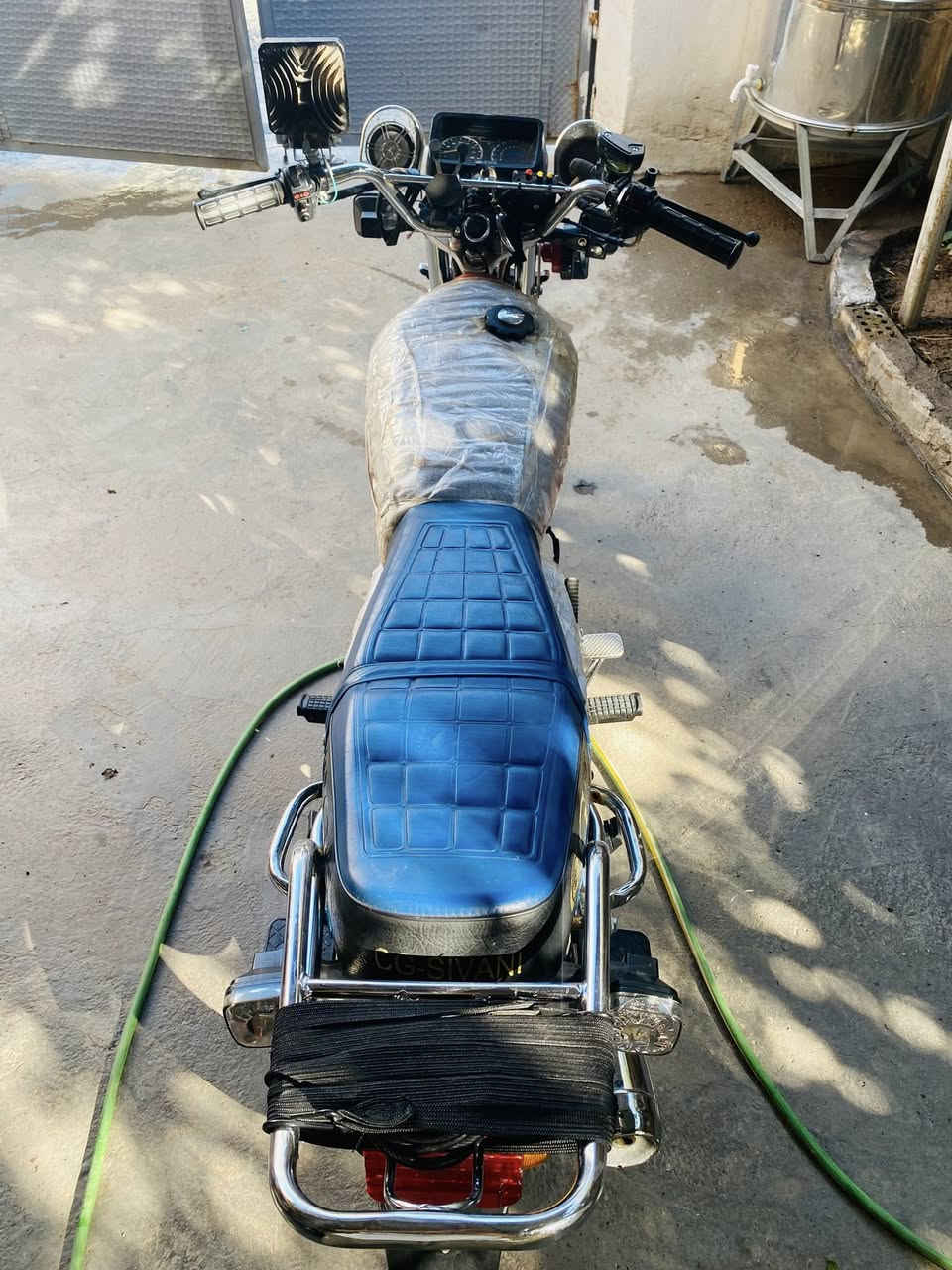 سلام عليكم
سيفان 2026 ماشيه 30000 كيلو متر دراجه جديده وأحله بل واقع صار شهر من نازله أوراق كامله 7 وياه مكان ديالي خالص وبخدمت الجميع استفسار اتصل ***********
