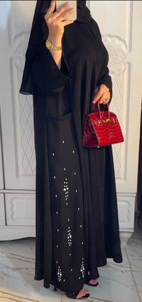 بيج عبي الصفحة على الانستغرام @wed_abayaa2 متوفرة جميع الموديلات الي ب...