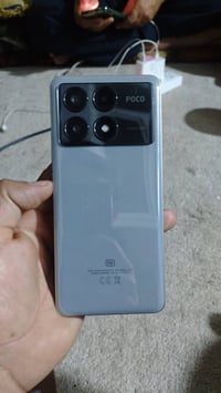 بوكو X6 برو • 5G • شاحن وكارتون