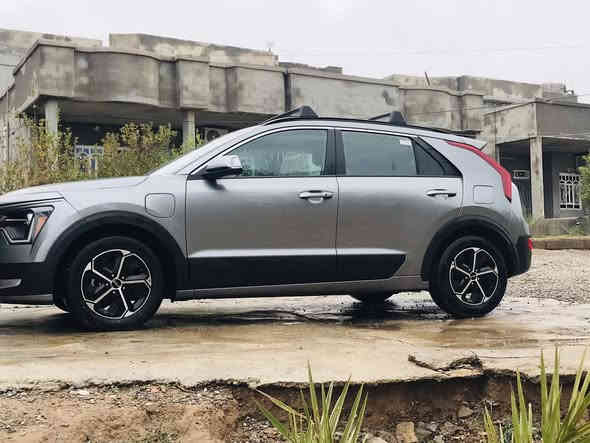 السلام عليكم للبيع فقط ..
كيا نيرو 2024 EX بلكن
هايبرد وبانزين وشحن
ماشيه 12الف
مواصفات EX
-گير ماوس
-اشارات ترحيب
-اشارات مرايا 
-رادار بالمرايا 
-شاحن لاسلكي 
- بصمة 
- جلد 
-شاشة كبيرة 
-  تدفئة كشن(امامي وخلفي)
- تحديد المسار
-بكلايت لد
-قطعتين تبريد 
 -كشنات جلد
-تدفئة ستيرن
-رادار امامي وجانبي  
🚨الضرر:  بدون صبغ..تعديل بارد في حافه  البونيد فقط الصور مرفقه بالمنشور
المكان :صلاح الدين ..الشرقاط ..الطوب
السعر ١٦٥ _*********** للاتصال
