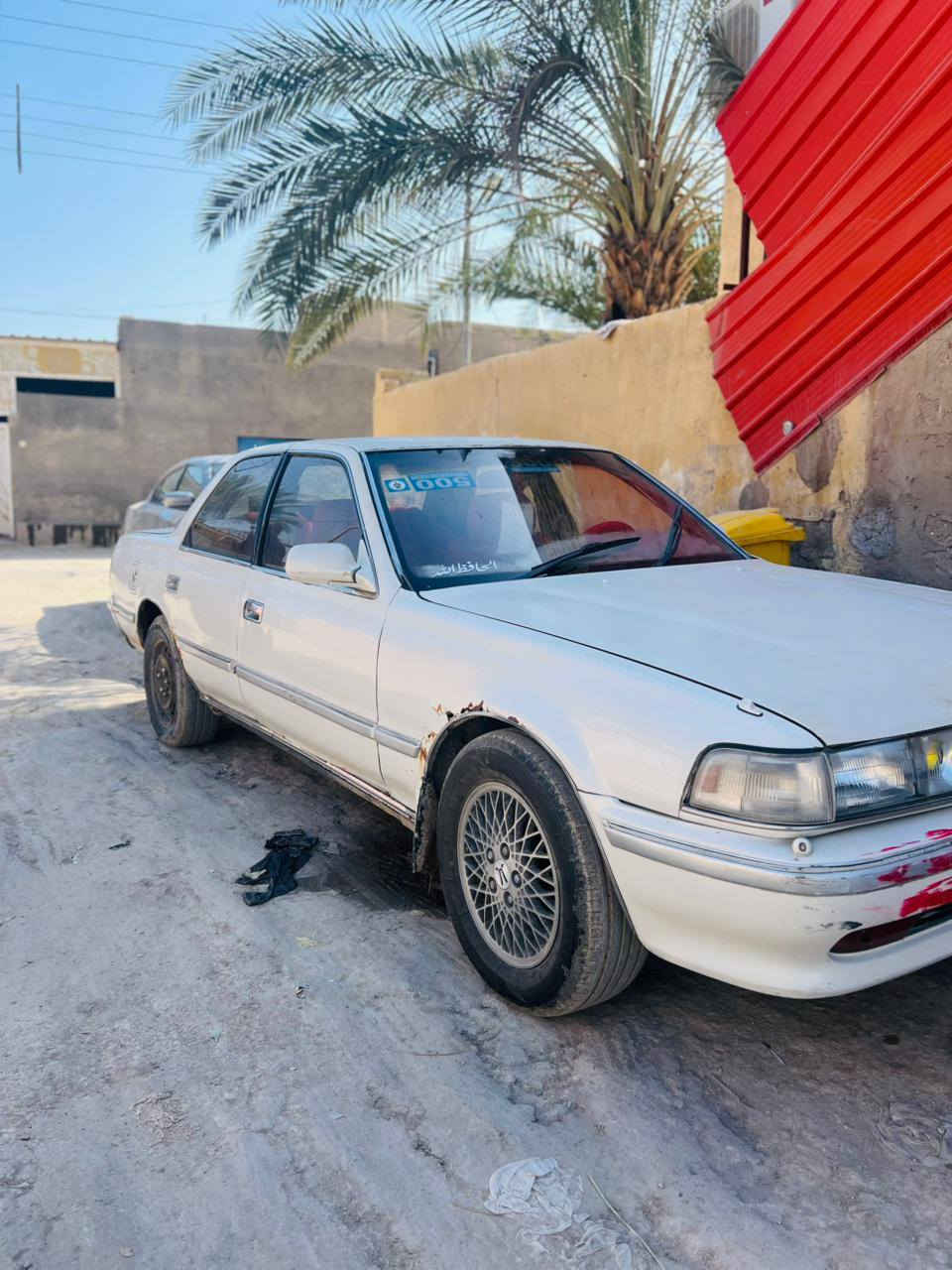 كرستا كصيف مديل 91 
رقم انكليزي سنويه تنتهي ب 31 
كفاله من الكص والنقل جثه 
محرك وكير خير من الله 
محرك 2 ونص 
سعرها 37 بيها مجال قليل 
مكان قرنه  شرش 
***********
