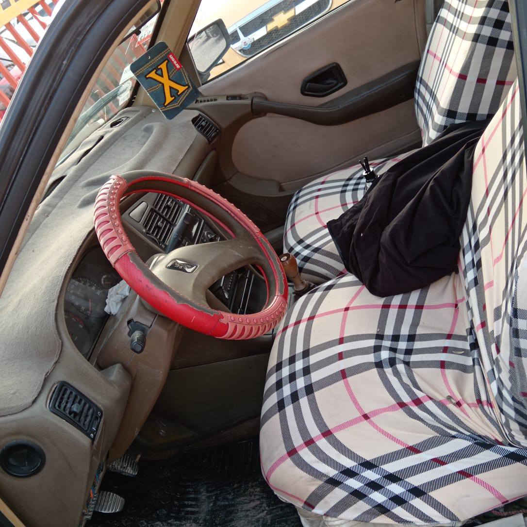 السلام عليكم بيجو405 موديل2009 سعر المطلوب 30 وبها مجال قليل سياره جاهزه وخير مكانها بالنجف بحي ميسان للاستفسار اتصال على الرقم ***********
