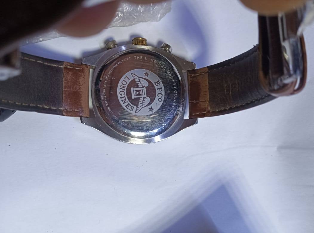 ساعة لونجين ماستر فئه عالية مكينة ياباني السير والبوك اصلي السعر 50 الف


**إذا كنت صاحب هذا الإعلان وتريد حذفه لأي سبب، رجاءا أرسل رسالة إلى الدعم الفني**