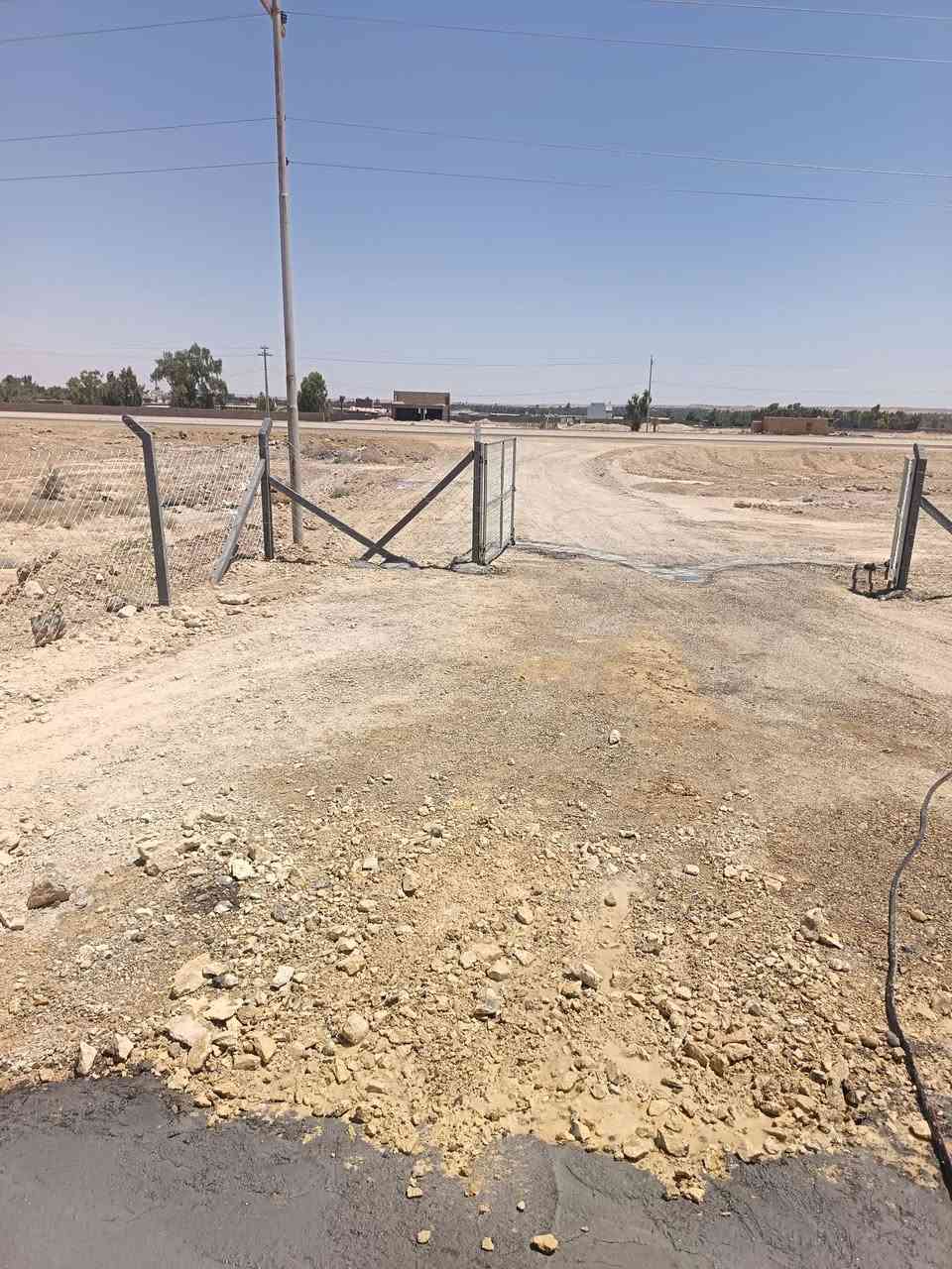 نشتري حديد سكراب الموقع هيت قرب المعسكر ***********
