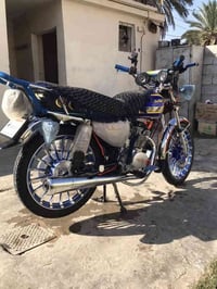 سيفان للبيع 25 فول نضافة مكفول من كلشي السعر 850 وبي مجال شي قليل 0778...