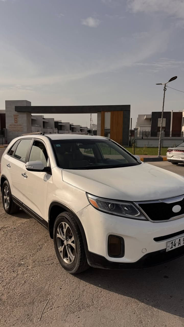 سلام عليكم سورنتو 2015وارد امريكي المداكر الكدام والبنيد مصبوغات رقم بصره نكليزي سنويه لل2027 سياره كامله مكمله ما بيهه نقص برغي محرك وكير وحداديه مكفولات محرك4سلندر توه شديته جديد GDi السعر134وبيه مجال بيع ومراوس مكان بصره حي الزهراء ***********
