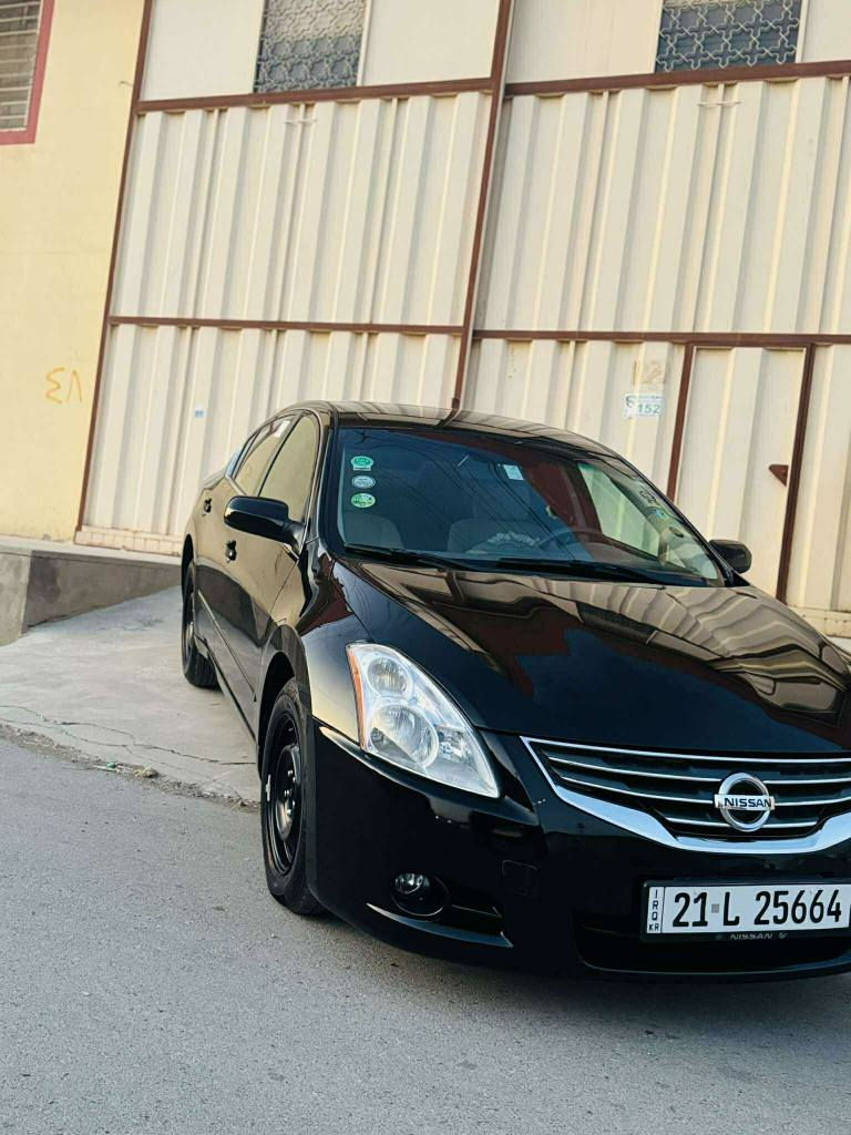 ڕەقەم سلمانی ڕەنگی ڕەش 
گێر تۆماتیک مەکینە 2.5 بەشەرت 
هەموو گیانی بەشەرت 
مواسفات : چوار بەسمە  : سوکان ڤۆلیۆم : تحدید سورعە 
پێچ پارچە تیایە بۆیاخە 
*********** السليمانية, العراق
