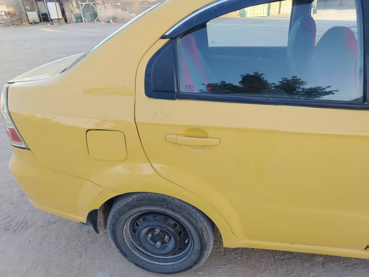 افيو 11امريكي  محور كير ومكينه كورله مصفره هيه وغرامات بضربه بس بجاملغ خلفي راعيه هنا بكربلاء يرد مداور سياره حلوه احلا من صور بيه نواقص بسيطه مكاني كربلاء سعره 45 وبيه مجال
***********
