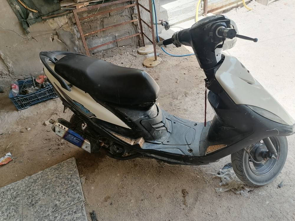 دراجه ماكس عدله للبيع كامله مكمله اي عطل مابيها وشرط الشغل سعرها350قفل بدون مداهر رقمي *********** مكاني البصره الجنينه قرب بانزيخانه مال دينار البصرة, العراق

