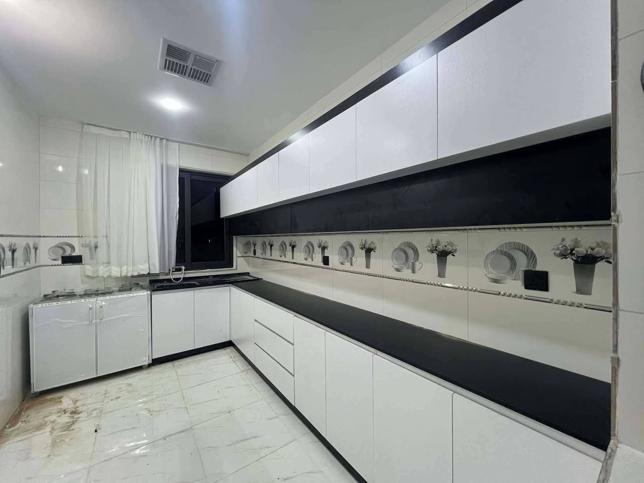 هە ڕاج هە ڕاج هە ڕاج تە نهابە550هە زارببە بەخاوە نی کە وانتە رێکی 3مە ترمخسلە کە سی مە ترونیو ڕە نگودیزائین بە خواستی کریار خۆیە تی بە باشترین مواد بە زە مانی 5 ساڵ گە یاندمان هە یە بۆ تە وای شارە کانی کوردوستان ***********یاخود***********
