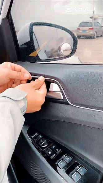 شريط ضوء ليد ينحط داخل السيارة اكو توصيل للاستفسار ‏‪***********‬‏
