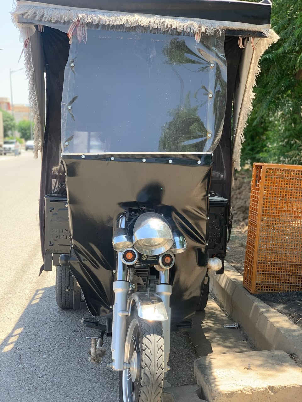 کەریم کابان بۆ فرۆشتن ٢٠٢٤ هەموگیانی بیلادیە ئیسپانەی بەرنەکەوتوە هیدەسی خۆمە بەسفری لایخۆم بوە بەس بۆ هاتو جۆو کریبوم سعریشی ١٢،٥٠گەڵا  و معامەلەیەکی کەم  پاتری سەنی لەسەرە سلێمانی ***********
