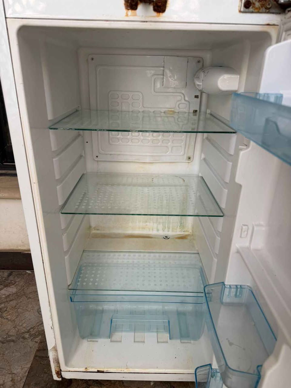 ثلاجة LG توشيبا العربي مستعملة نضيفة حجم 10 قدم سعر 150 بيه مجال للاستفسار خاص عمارة, ميسان


**إذا كنت صاحب هذا الإعلان وتريد حذفه لأي سبب، رجاءا أرسل رسالة إلى الدعم الفني**