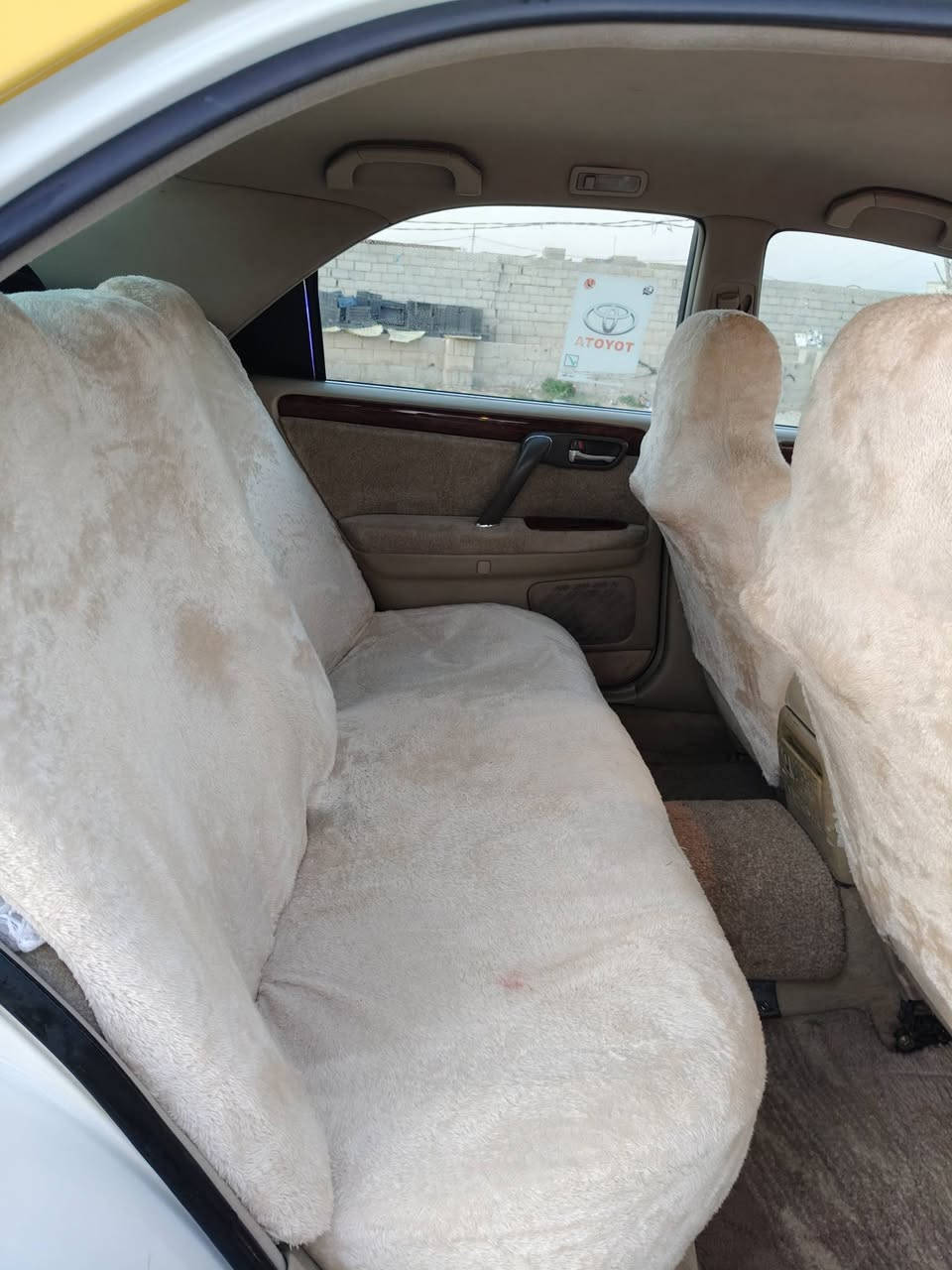 السلام عليكم
ملكه للبيع كصه قماره فقط والباقي كفاله من دكه جاكوج  موديل 2003 بسمي رقم كركوك 
جاهزه من كلشي تبريد ثلج تخم تاير جديد ويل نجمه 
كير مكينه بل كارتون فيفيتي شاصي 71 اصل  تحويره فوك وجوه نجف دشبول عارف العيساوي 
السعر 65 وبيهه مجال حك الجيه 
للاستفسار ***********
