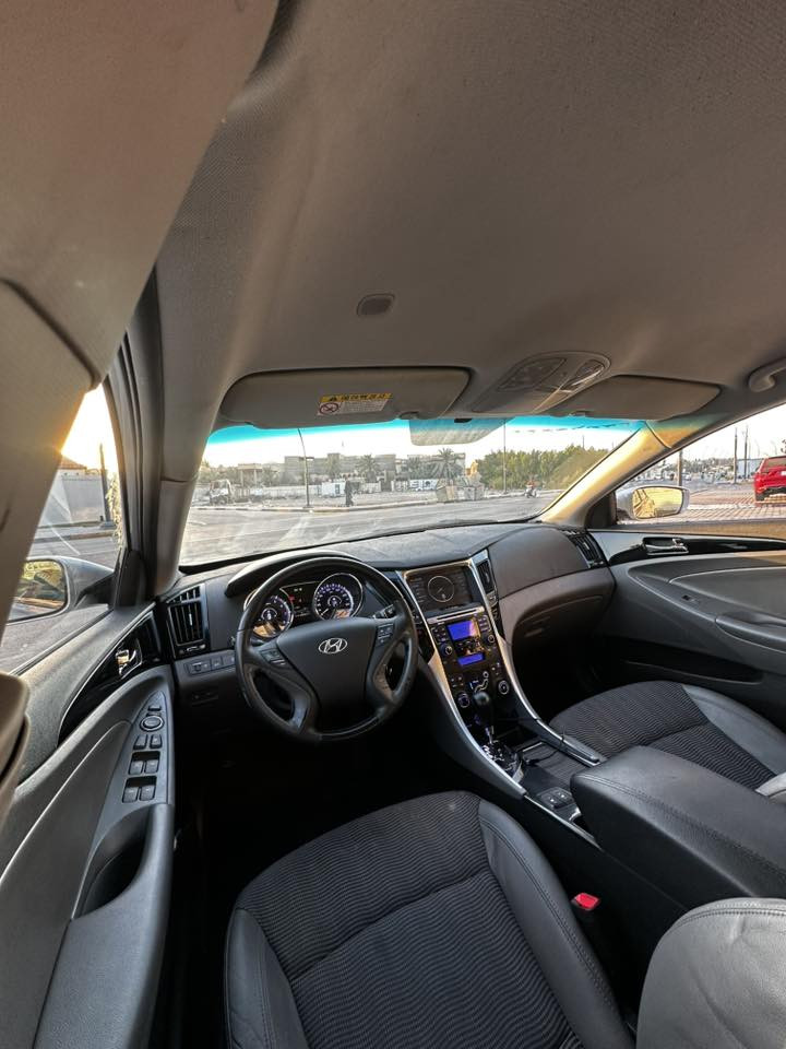 سلام عليكم سوناتا 2013 بانزين بانزين دوش كصه جنطه متؤمه وكامله .كير مكينه حداديه تخم تاير كله كفاله  السياره كلش جديده تحكم ستيرن مري شفط كشنات تدفئه كشن كهرباء
المكان البصره 

***********
