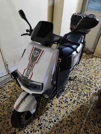 للبيع دراجه شحن ماركه TAilG السرعه ٩٠  الشحنه الوحده ٩٠ كم دراجه زيرو ...