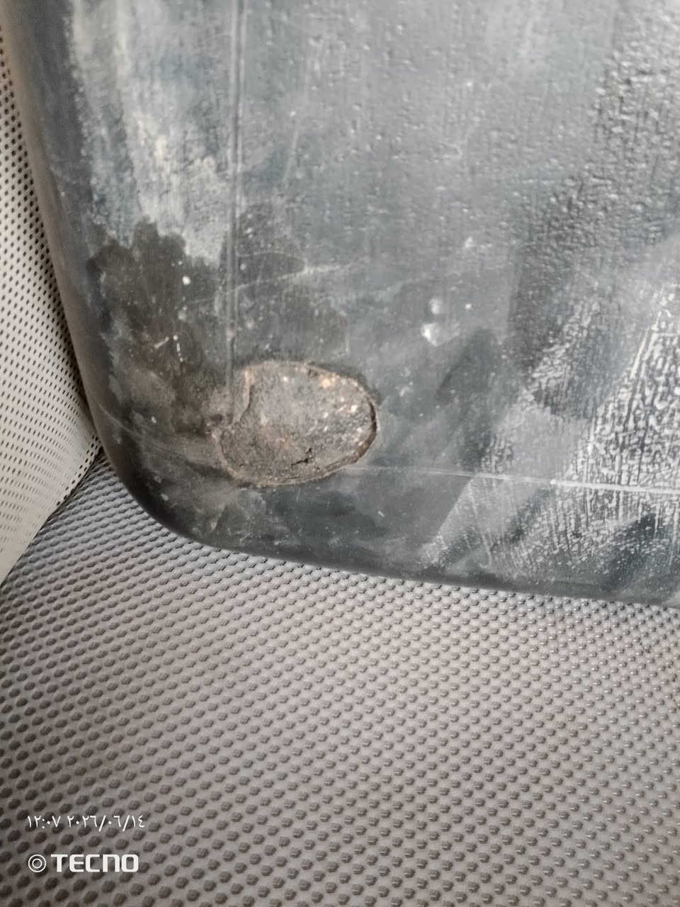 صندوك دليفري اصلي نضيف مال شغل بس ليطات مال سبرنكه مكسوره ول مصطره موجوده بغداد مستعجل عل بيعته ***********

