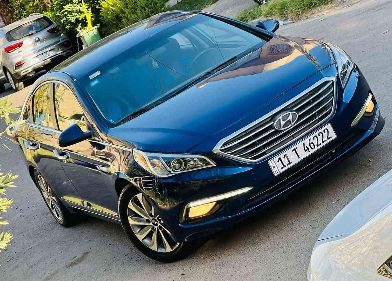 السلام عليكم عندي سوناتا ٢٠١٥ رقم بغداد الدولي جديد
 سنويه وأرقام وهزه جدد بسمي تحويل ثاني يوم سياره نضيفه وجاهزه حادثها جاملغ وبنيد فقط وبيها بل عراق قطع كلير 
وصبخ اثر طخات وشخوط فقط 
موصفاتها 
شاشه 
كامره 
كشن كهرباء
مود درايف 
ايكو 
اي بي اس 
ويل كب كروم 
لد امامي 
داخل لونين 
يده نيكل 
تحكمات 
محرك ٢٤٠٠ 
حداديه نضيفه 
سياره نضيفه وجاهزه 
مكان السياره بغداد 
عارضها ب ٩٥ وبيها مجال للشراي 
وهذا رقمي 
***********
