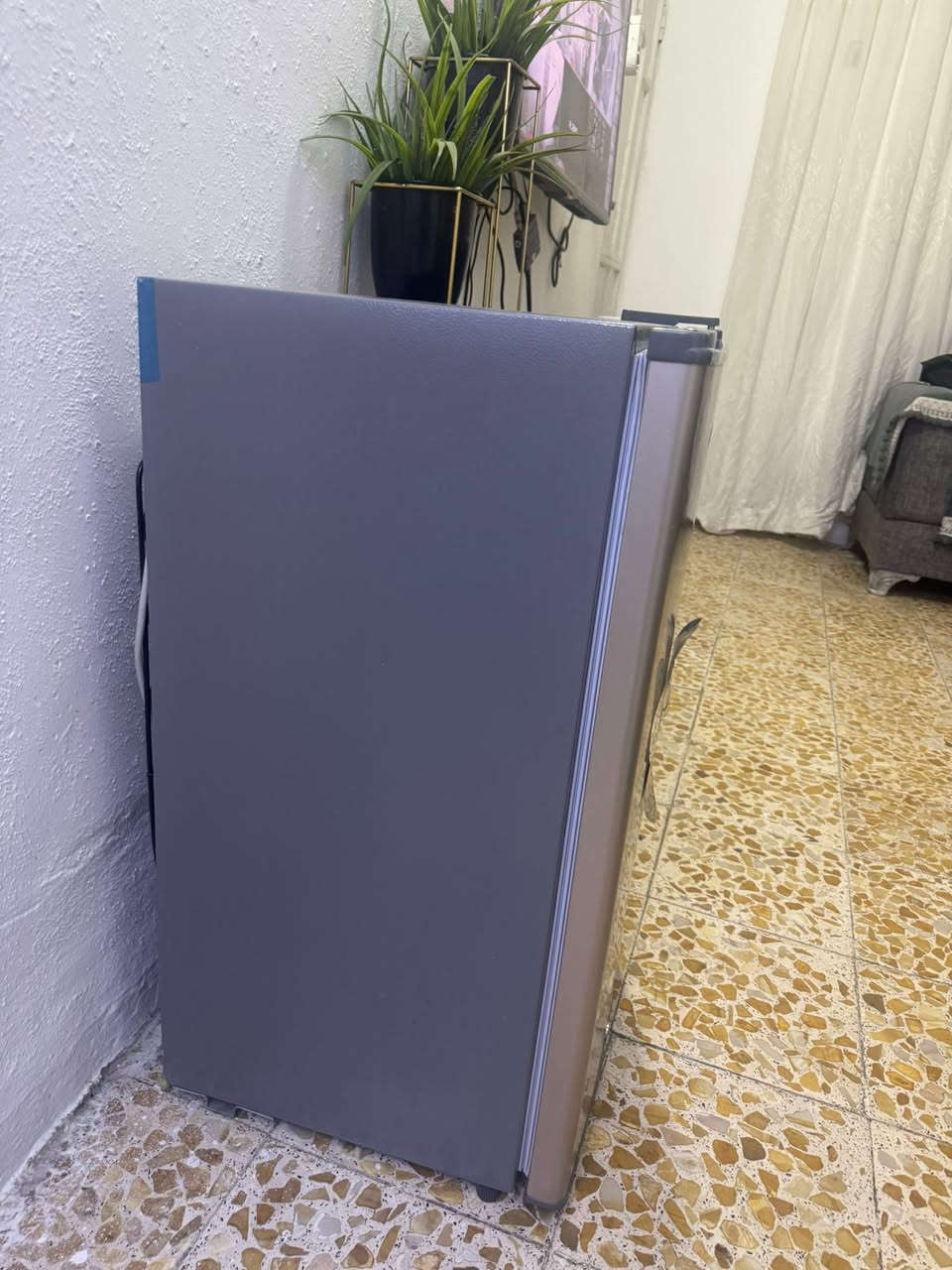 للبيع ستعمال ٥ ايام  مكان مشتل سعر ١٢٥ الف    
***********

