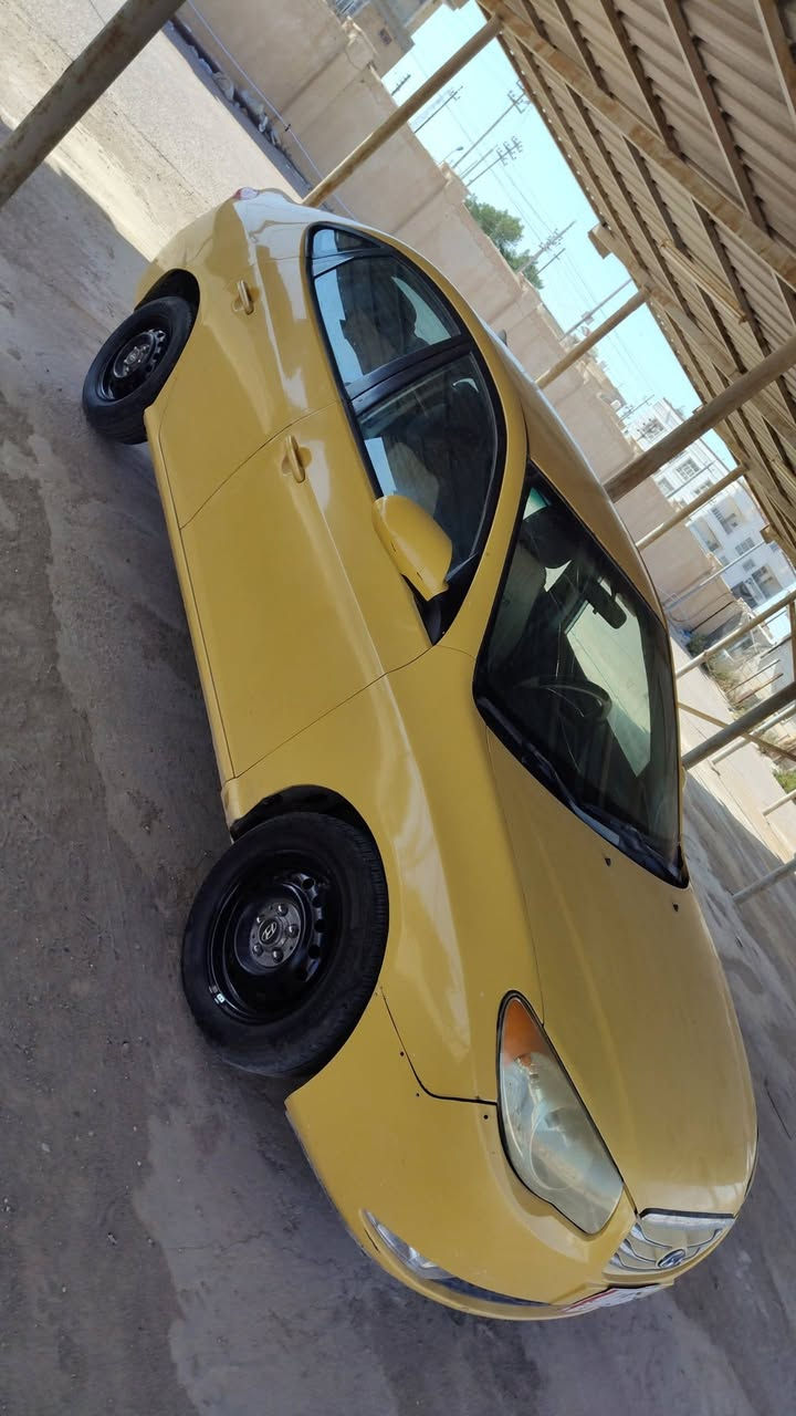 سيارة الانترة 2009 وراد امريكي مكينه 2000 للبيع رقم ديالى بأسمي سنويه ال 29 مكانها ميسان العمارة سعر 83 وبيها مجال الاتصال ***********
