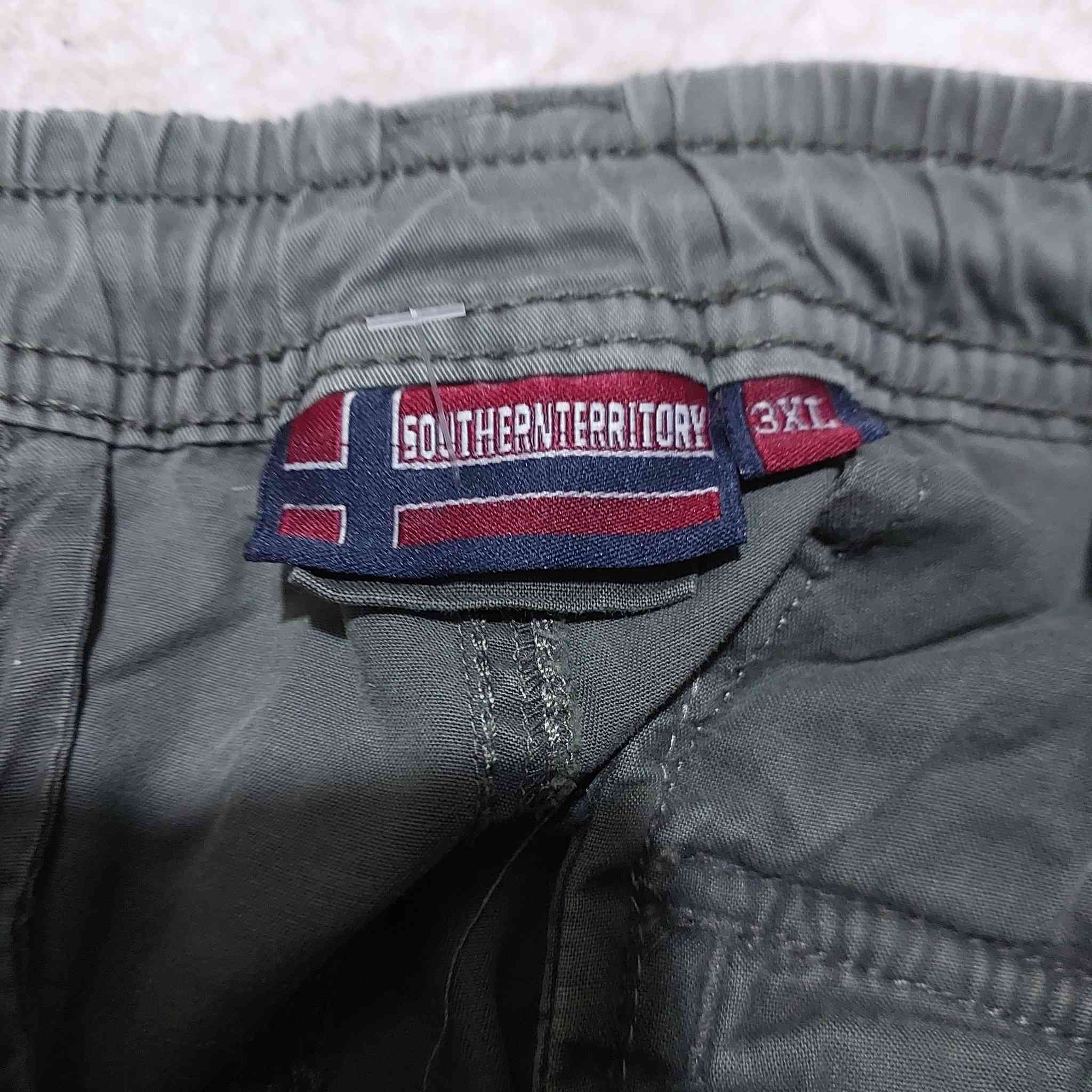 cargo  طیارین
قیاس 38 40
طول 105سم


**إذا كنت صاحب هذا الإعلان وتريد حذفه لأي سبب، رجاءا أرسل رسالة إلى الدعم الفني**