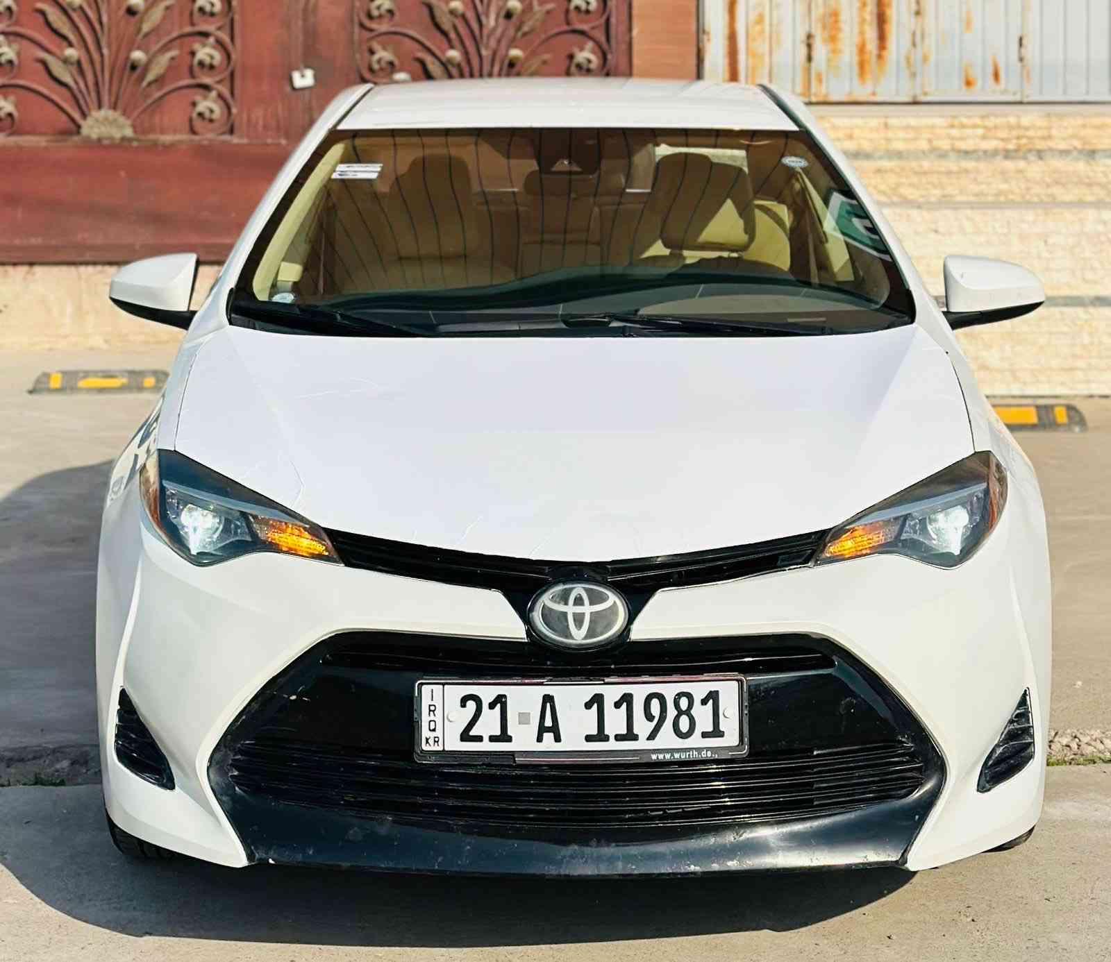 للبيع كورلا LE
السعر 139 بي مجال بسيط
***********
موديل 2018 
بجم كبس
الون ابيض 
داخل اصفر 
تحكم ستيرن 
تثبيت سرعه 
كاميرا خلفي 
تايرات جديد
حجر بلادي 
رادار بلادي 
مكينه كير بشرط 
ماشيه 150
ايرباك فقط برده
صدر امامي خلفي كله جديد
سونار ورقم الشاصي بلمنشور 
رقم سليمانيه  باسمي سنويه رقم جديد 
تحويل وكاله ثاني يوم 
مابيها برغي نقص 
مكان السياره ديالى خانقين
