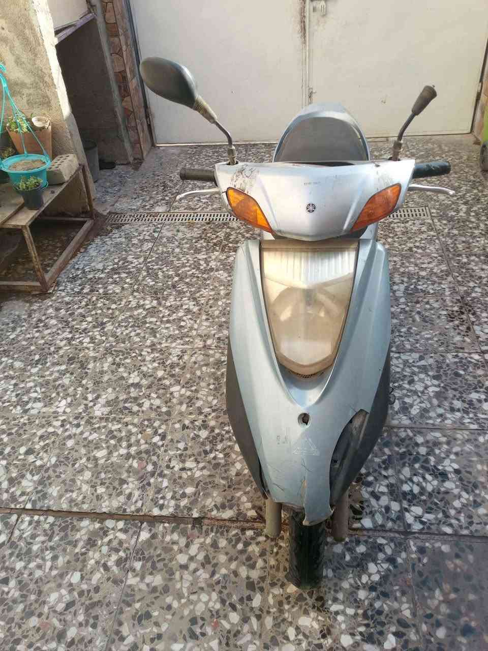 سلام عليكم دراجه بريز شغاله سلف هندر كهربائيات كامله شلعه ومعدل محرك ناعم كله جديد الدراجه خير من الله المكان اليرموك اربع شوارع السعر ٤٥٠ *********** بغداد, العراق
