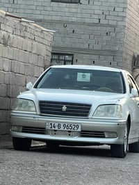 للبيع • ملكه • دكمتين