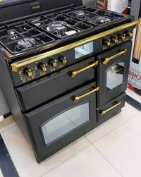 طباخ. للبيع. تكنو گاز الايطالي.  استعمال قليل. الطباخ نضافه 90%  السعر...