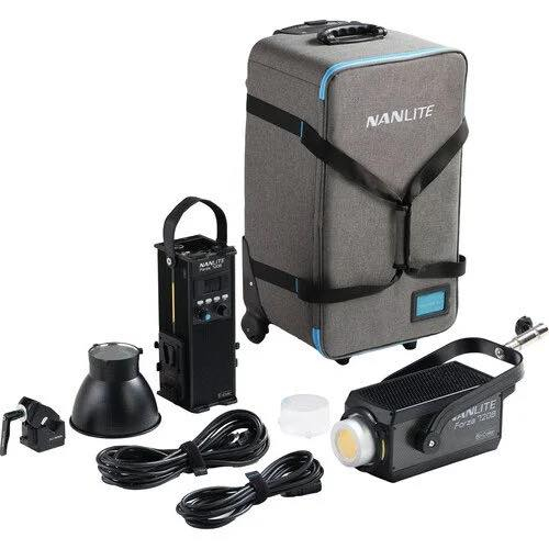 السلام عليكم
اضائة نانلايت فورزا مستمرة 800 واط  شحن وكهرباء مستعملة مرة واحدة فقط مع بطاريات عدد 2 البطارية الواحدة تعطي قدرة 9 امبير يعني مجموع18 امبير تشتغل خارجي شحن وكهرباء للأعمال السينمائية مع شاحنة للبيع للاستفسار خاص او ***********
