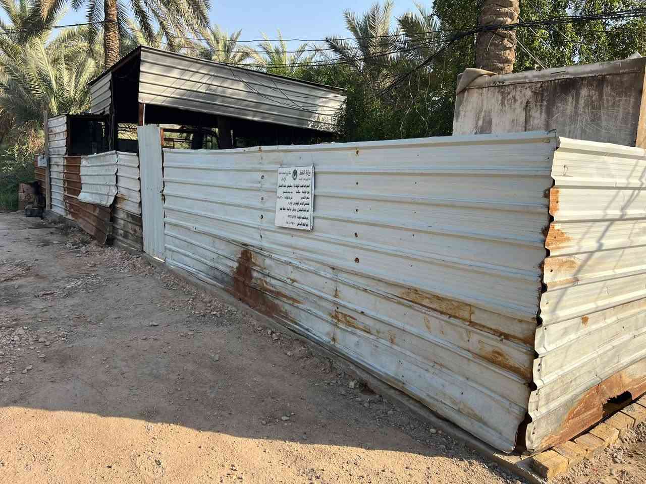 *_موقع للبيع حمل 455 مكاين اثنين كمنز 24 عدد التانكيات الكاز 3 تانكي ابو 4000 وتانكي 3000 واحد 2000 حصت الكاز 200 كيفي بسعر مناسب المكان الورديه ***********_
