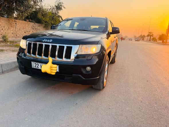 سلام عليكم 
جيب شيروكي 
موديل 2013 
ادوات ادوات 
سياره جديده جاهزه بدون اي نقص
بصمه 
كشنات جلد كهرباء 
شاشه كبيره 
كأمره خلفيه
فور و يل  
حساسات خلفيه 
مكان بغداد 
سعر 78$ 
رقم الهاتف 
***********
