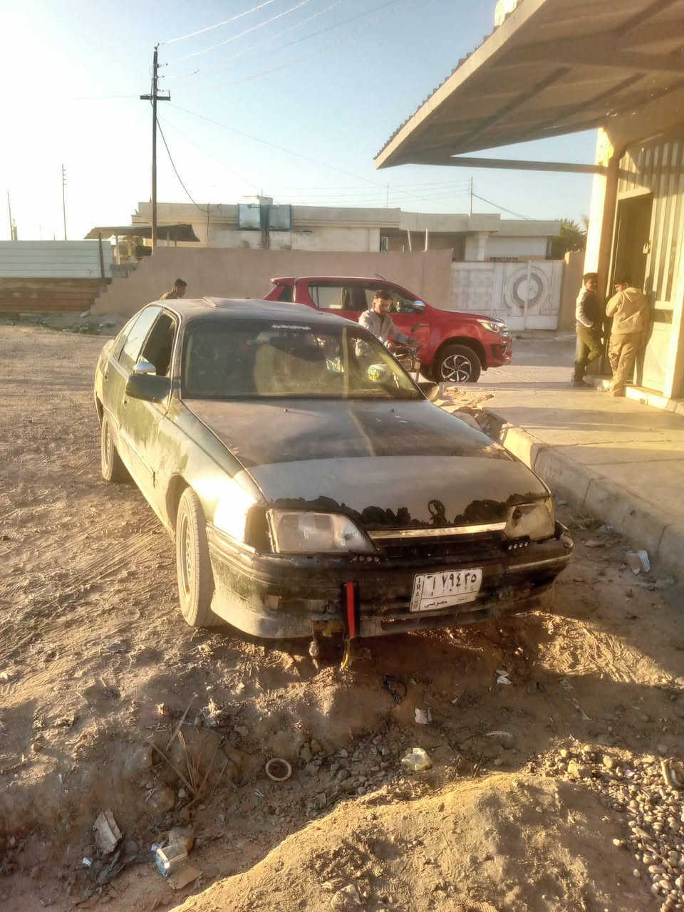 ابول موديل ٩٢سياره هاي شوفت عينك محرك وكير كفاله سياره نقصه بس ترتيب شويه  سياره مداور  ثاني يوم سياره مابيه كلشي غير بس ترتيب شويه ما محرك وكير بشر لفحص مكفولات حداديه جديه تاير جديد مكان سياره لفلوجه لكرمه  سعر ١٥وبيه مجال متواجد على لفيس


**إذا كنت صاحب هذا الإعلان وتريد حذفه لأي سبب، رجاءا أرسل رسالة إلى الدعم الفني**