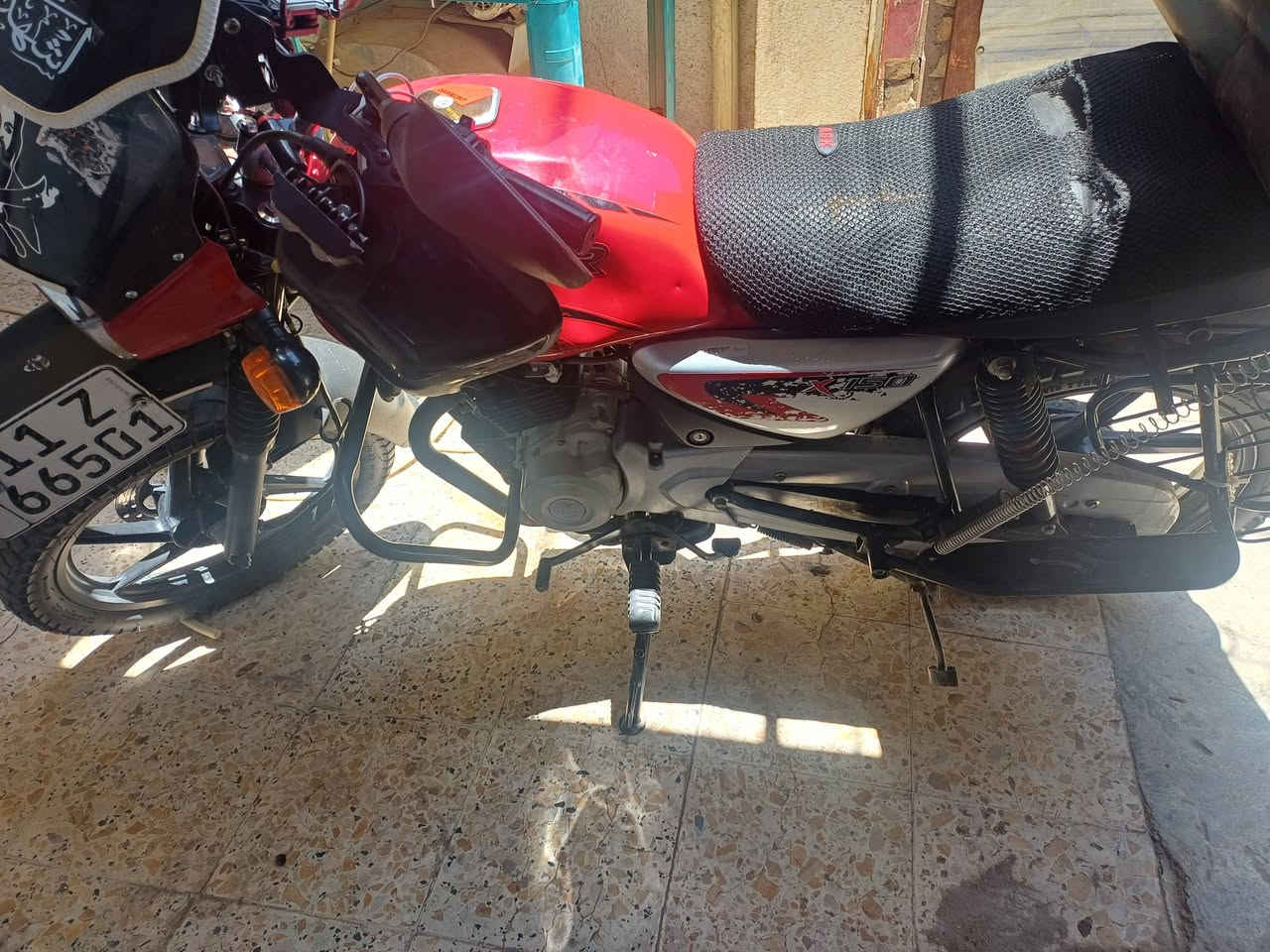 بوكسر موديل 22مرقم ب ملونين وبيهه مجال قليل رقمي ***********
