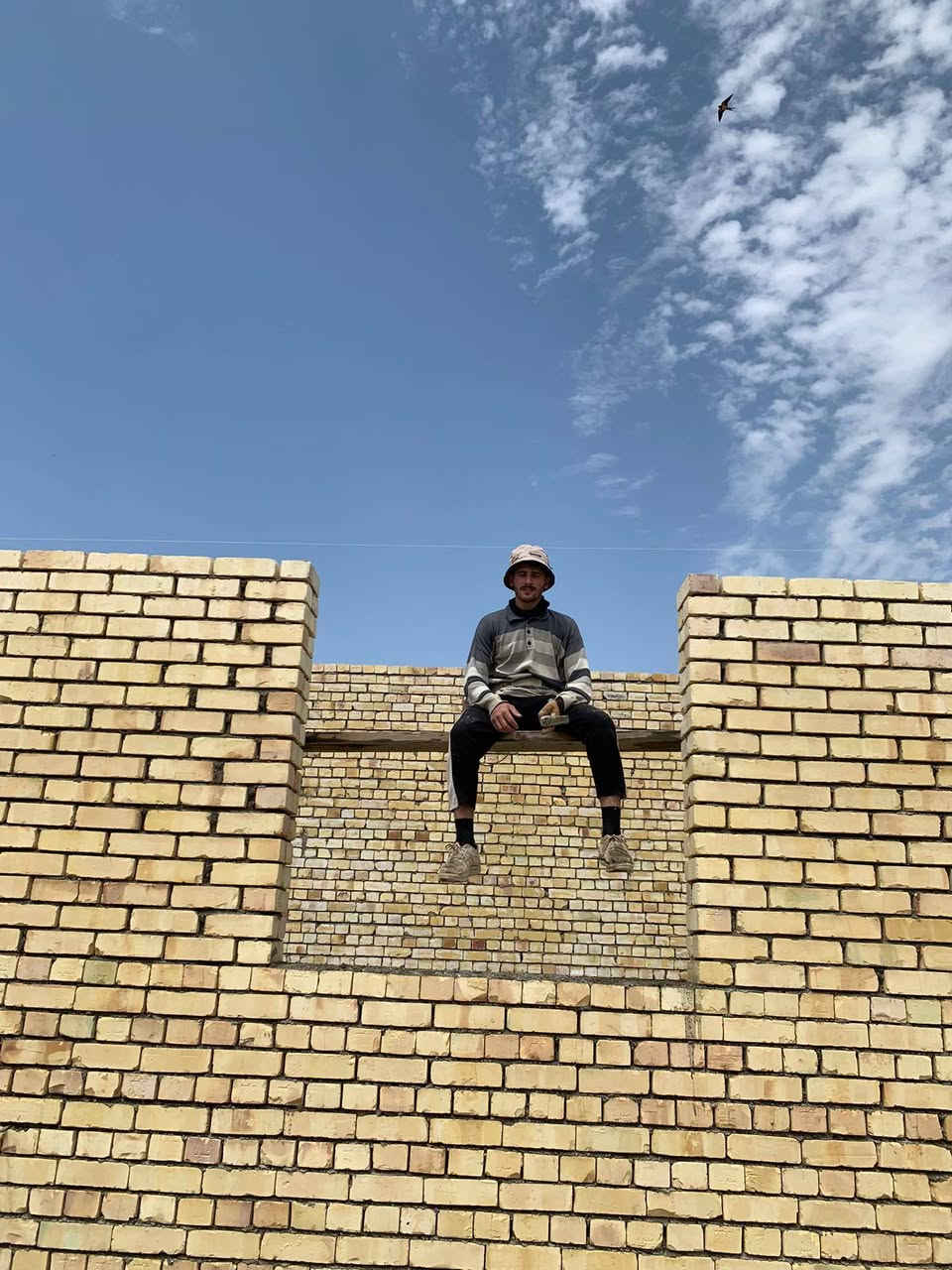 سلام عليكم خلفات بناء درجه اولى شرط استلام مهندس
متفرغ حاليا متواجد في كربلاء شغل مستمر مو يوم ويوم )(***********
