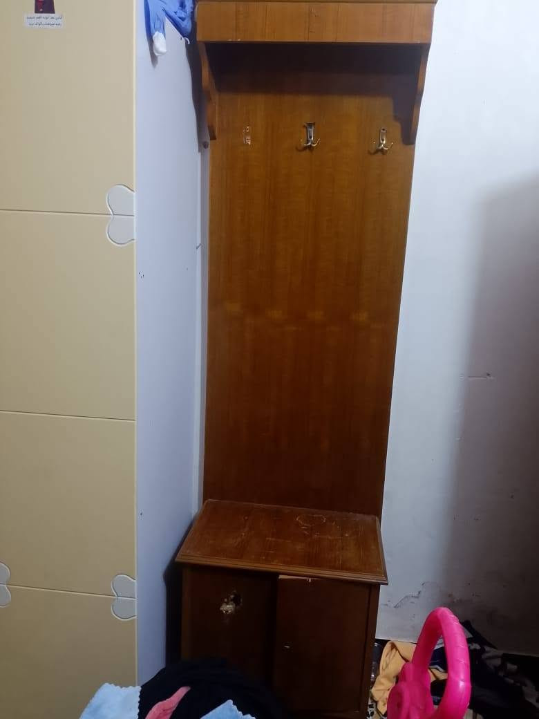 السلام عليكم غرفه اخشاب ١٧٥ بيها مجال بسيط مدينه الصدر ***********
