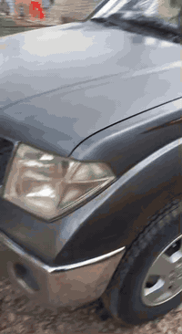 للبيع نيفاره فول واحد على واحدموديل 2008اتصال ‭٠٧٧١ ٢١١ ٩٣٦٨‬