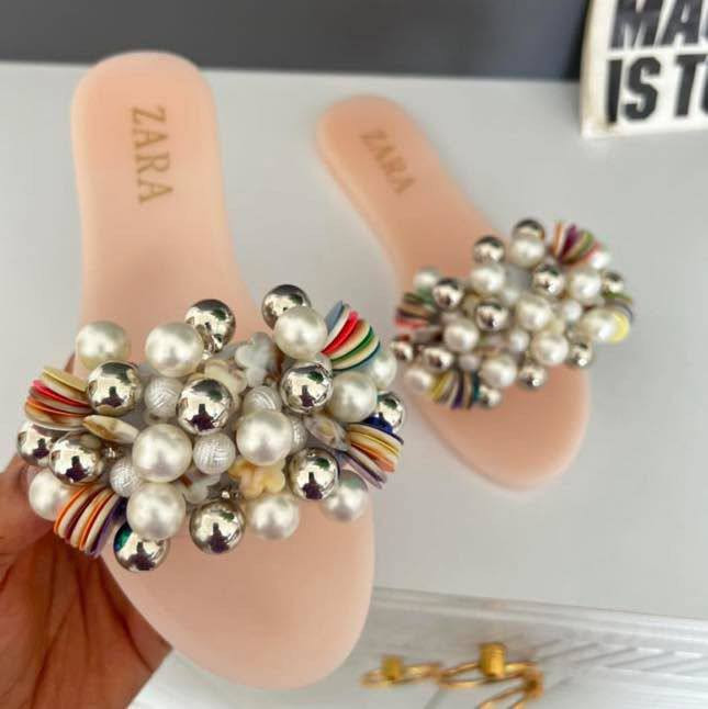 مرحبا بنات
توصيل سريع
للحجز والاستفسار مراسلة الصفحة✨
يوجد لدينا خدمة توصيل لكافة محافظات العراق ✨
قطعتين تاخذين التوصيل مجاني جميع مناطق ديالى
https://www.instagram.com/fgol.o2441?igsh=MXhzOHlndXd1d3ZybQ==


**إذا كنت صاحب هذا الإعلان وتريد حذفه لأي سبب، رجاءا أرسل رسالة إلى الدعم الفني**