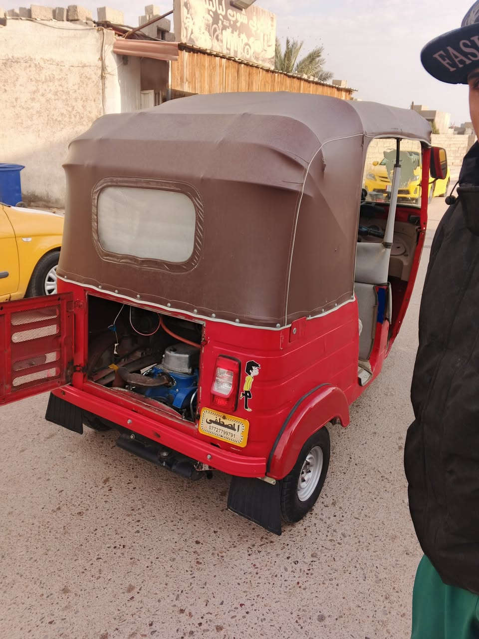 سلام عليكم تكتك للبيع موديل2018شهر12 تكتك خير من الله مال شغل سعر4200 مكان بغداد جسر ديالى ***********
