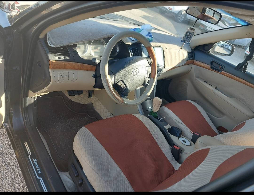 سلام عليكم 
اللبيع فقط 
سوناته موديل ٢٠٠٩ 
محرك ٢٤٠٠
 الونهه رصاصي غامق
رقم بغداد الجديد  بسمي 
وراد امريكي حادثهه
 جاملغ الخلف  السايق 
بس صبغ الا دواخل والا شي
كلهه اليبل واحد 
 السياره نضيفه وحلوه ومرتبه وماعوزهه شي
 تبريد تدفئه سياره
 فول موصفات فتحه تحكم ستيرن كشنات جلد ماعده البصمه   
وهاي صورهه كدامك 
اللستفسار اتصل عله الرقم ***********
العنوان كربلاء حي الغدير
ملاحضه بيهه شخوط بسيطه كلش عتقد مامبينه بل تصوير
