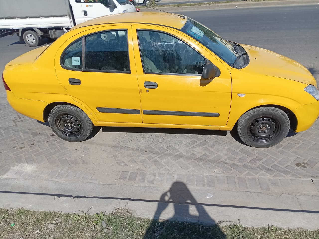 اسلام عليكم طيبه مديل ١٥ باسمي هيئه وغرامات مصفرهه سنويه ل٢٨ تخم تاير جديد صدر امامي خلفي جديد كير ومحرك كفاله  بيه هاي طخه فقط سعر ٤٠ رقم هاتف *********** مكاني بغداد مدينه الصدر
