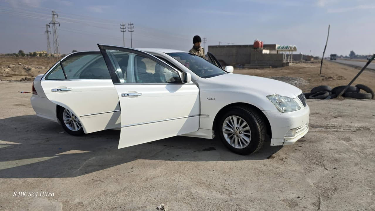 شاهينه ٢٠٠٥ ادوات كصة قماره فقط
٣ دكم 
حداديه فول 
بصمه 
تبريد 
كلش نضيفه مالت جناي 
السعر ٥٠ وبيها مجال 
*********** 
الناصريه
