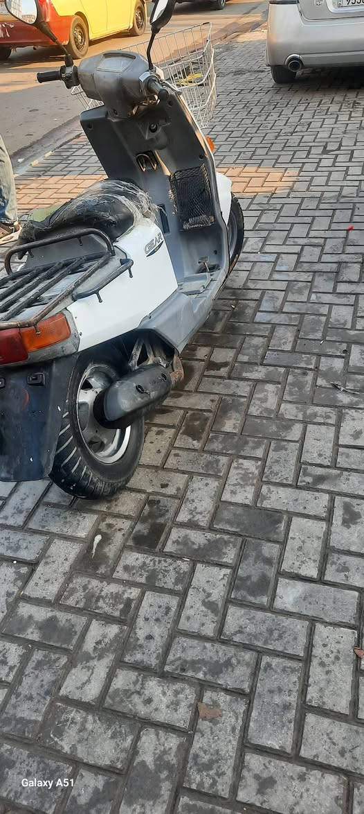 دراجه بيكم للبيع السعر ٣٠٠ وبيه مجال نقص ستان تعليك وقبق باتري العنوان بغداد الكاظميه ***********
