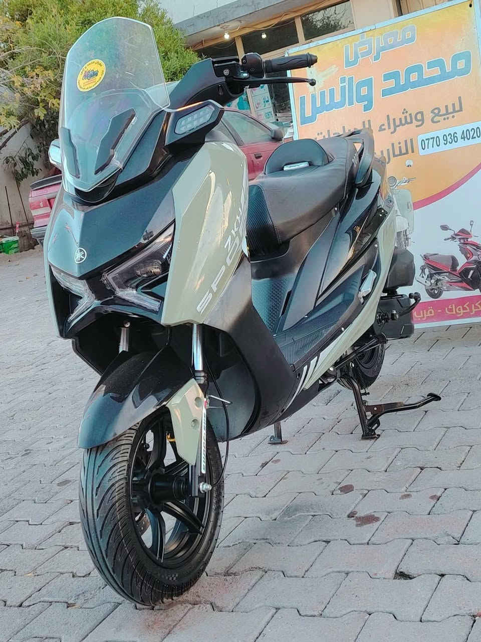 سلام عليكم 
ماطور نوع كوست ZKH 2025 
بعده جديد زوج تايرات جديده ودراجه كامله مكمله مابيها اي نقص 
السعر 850 وبيها مجال
للاستفسار على خاص او الرقم ***********
