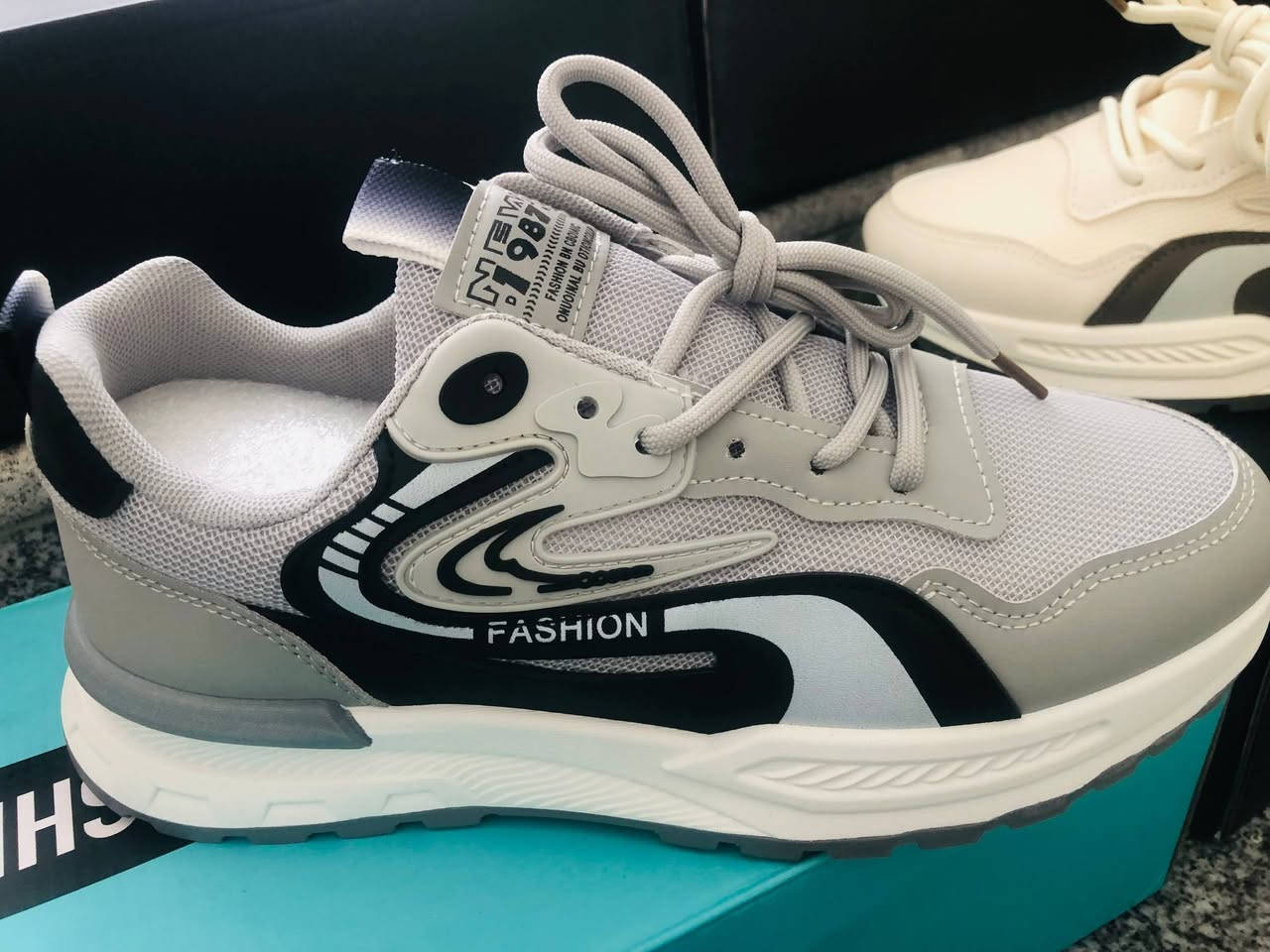 💥💥عرض نار وشرار لو تلحك لو ماتلحك 💥💥

⬅️احذيه رجاليه🏋️ جديد طك الكارتون جديد ماملبوس➡️

السعر تفليش 👌

🙆القطعه ب 10 💫 جميع القياسات 

⬅️الاستفسار الاتصال ..***********🚕🇮🇶➡️

يوجد خدمة توصيل فقط 
المحافظات 5
النجف  3
