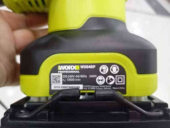 كود 64839
جهاز رجاجة سنفرة مربع ماركة وركس اخضر موديل WU646P قدرة ماطور 240 وات جديد لوك 
سعر: 25 الف 

للاستفسار راسلنا على ماسنجر أو واتس اب 
***********
***********
